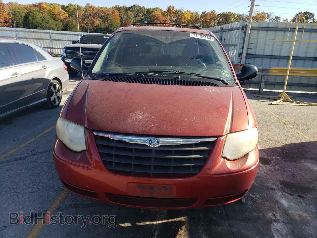 2006 CHRYSLER MINIVAN - VIN: 2A4GP54L66R748174 - Фото 5