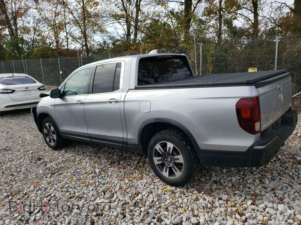 2018 HONDA RIDGELINE - VIN: 5FPYK3F60JB011620 - Фото 2