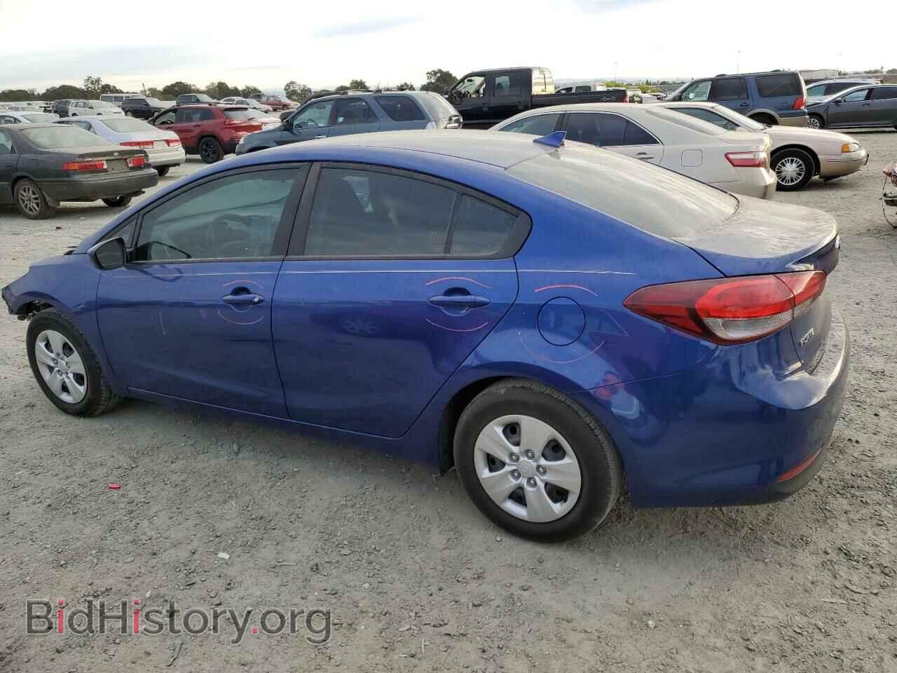 2017 KIA FORTE - VIN: 3KPFK4A77HE060903 - Фото 2