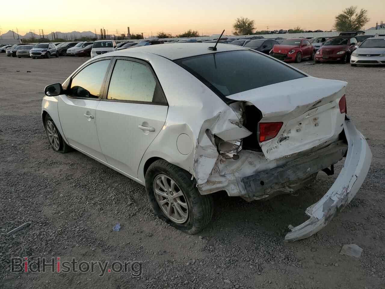 2011 KIA FORTE - VIN: KNAFU4A28B5357936 - Фото 2