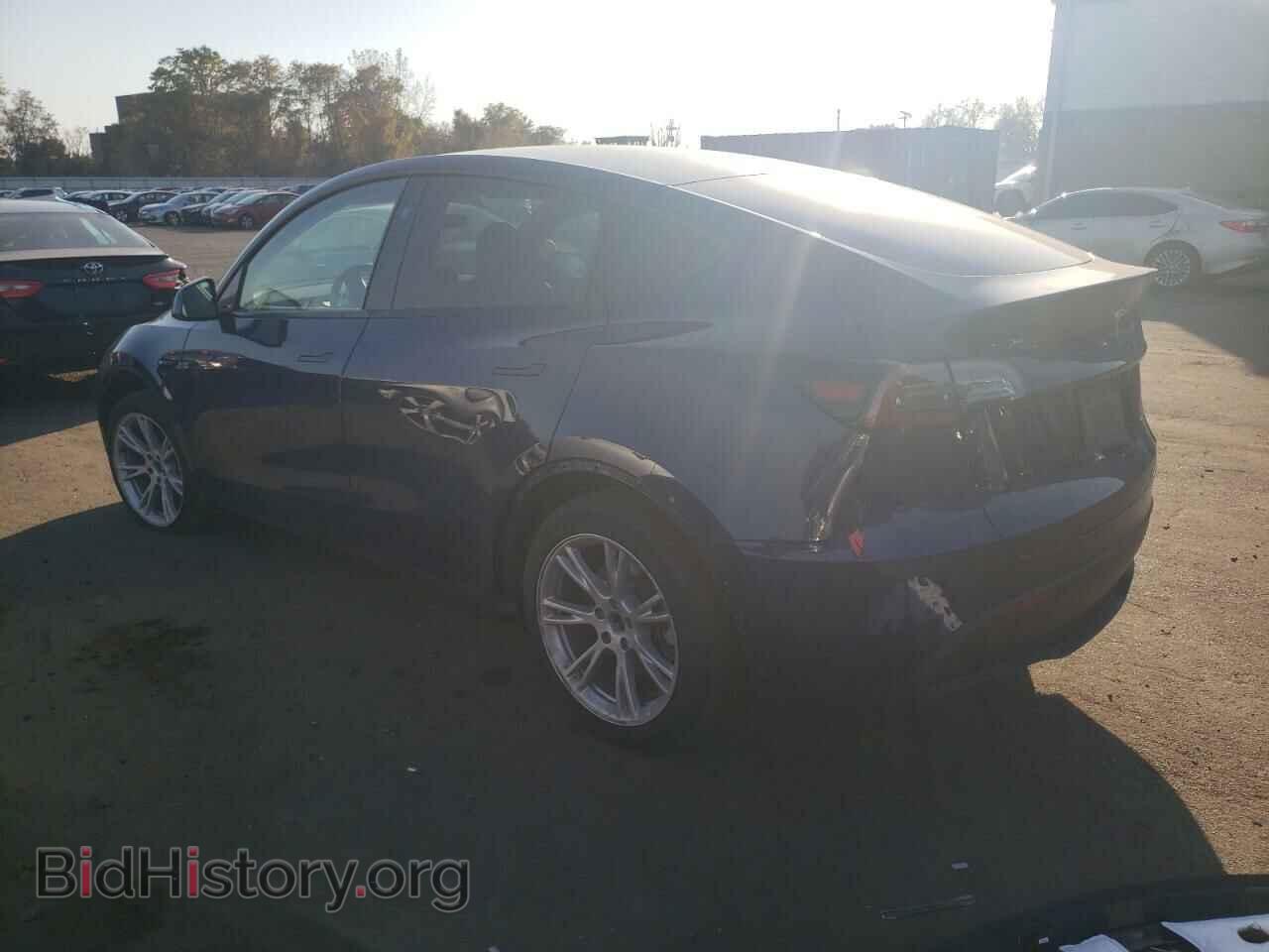 2023 TESLA MODEL Y - VIN: 7SAYGDEE7PF847087 - Фото 2