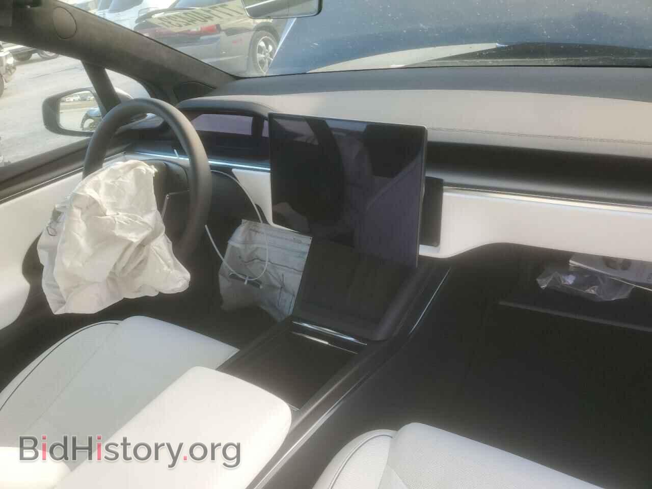 2023 TESLA MODEL X - VIN: 7SAXCBE6XPF408034 - Photo 8