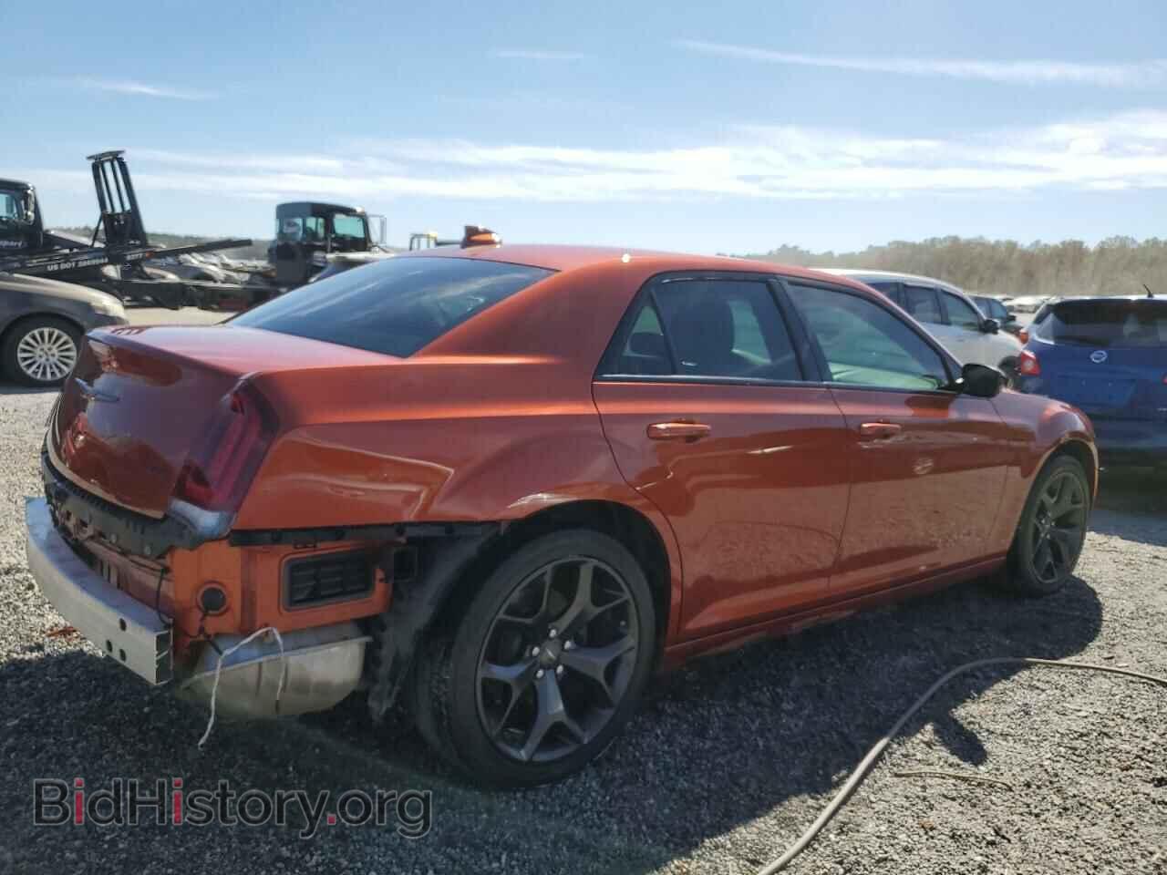 2020 CHRYSLER 300 - VIN: 2C3CCAAG2LH242055 - Фото 3