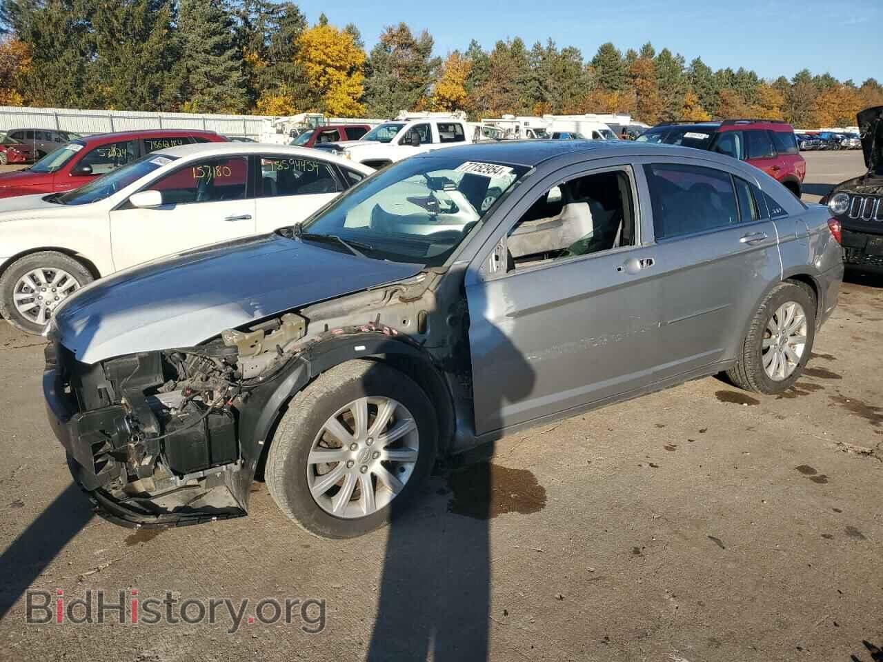 Фотография 1C3CCBBB7DN557564 - CHRYSLER 200 2013
