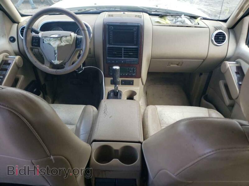 2007 Ford EXPLORER (VIN 1FMEU65827UB24765) — фото 8 из 12