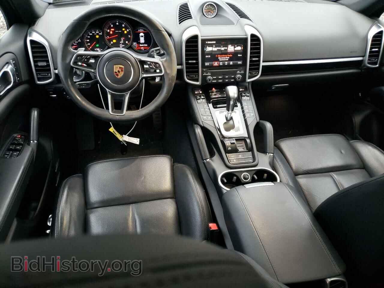 2018 PORSCHE CAYENNE - VIN: WP1AA2A22JKA02012 - Фото 8