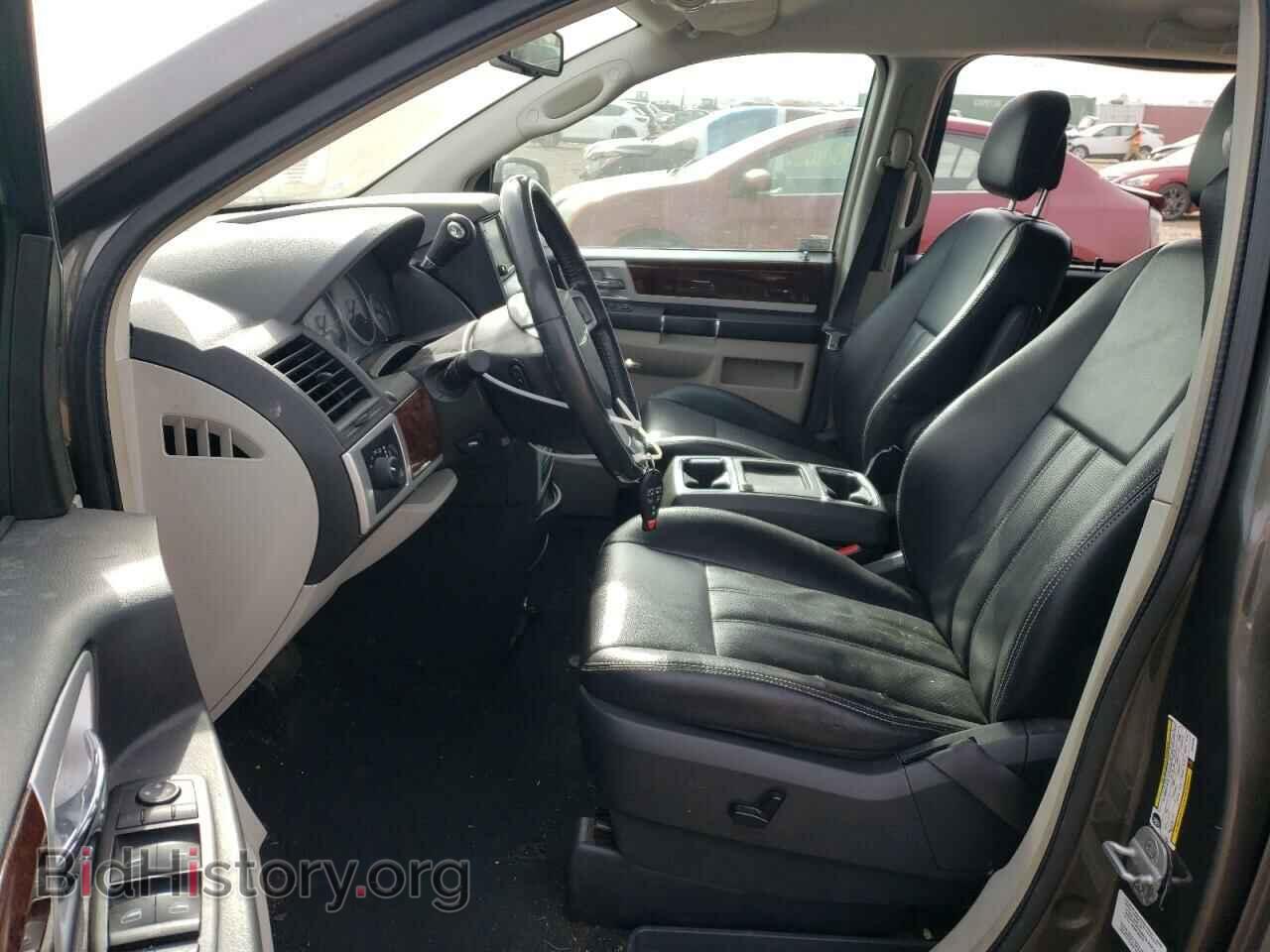 2010 CHRYSLER MINIVAN - VIN: 2A4RR8DX4AR449136 - Фото 7