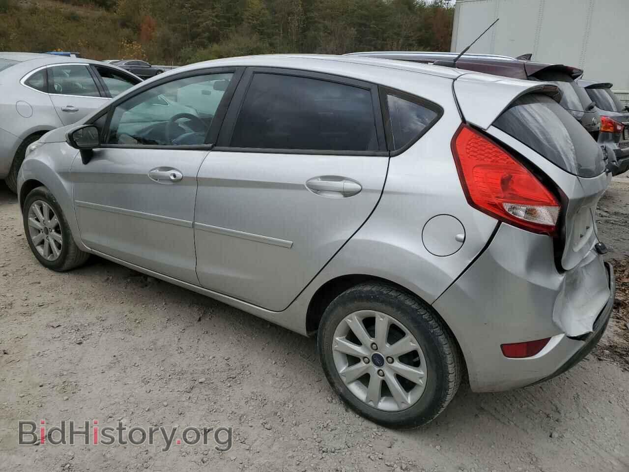 2013 FORD FIESTA - VIN: 3FADP4TJ3DM155787 - Фото 2