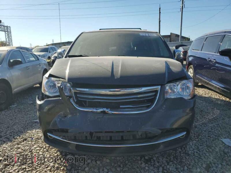 2011 Chrysler MINIVAN (VIN 2A4RR8DG7BR630328) — photo 5 of 13