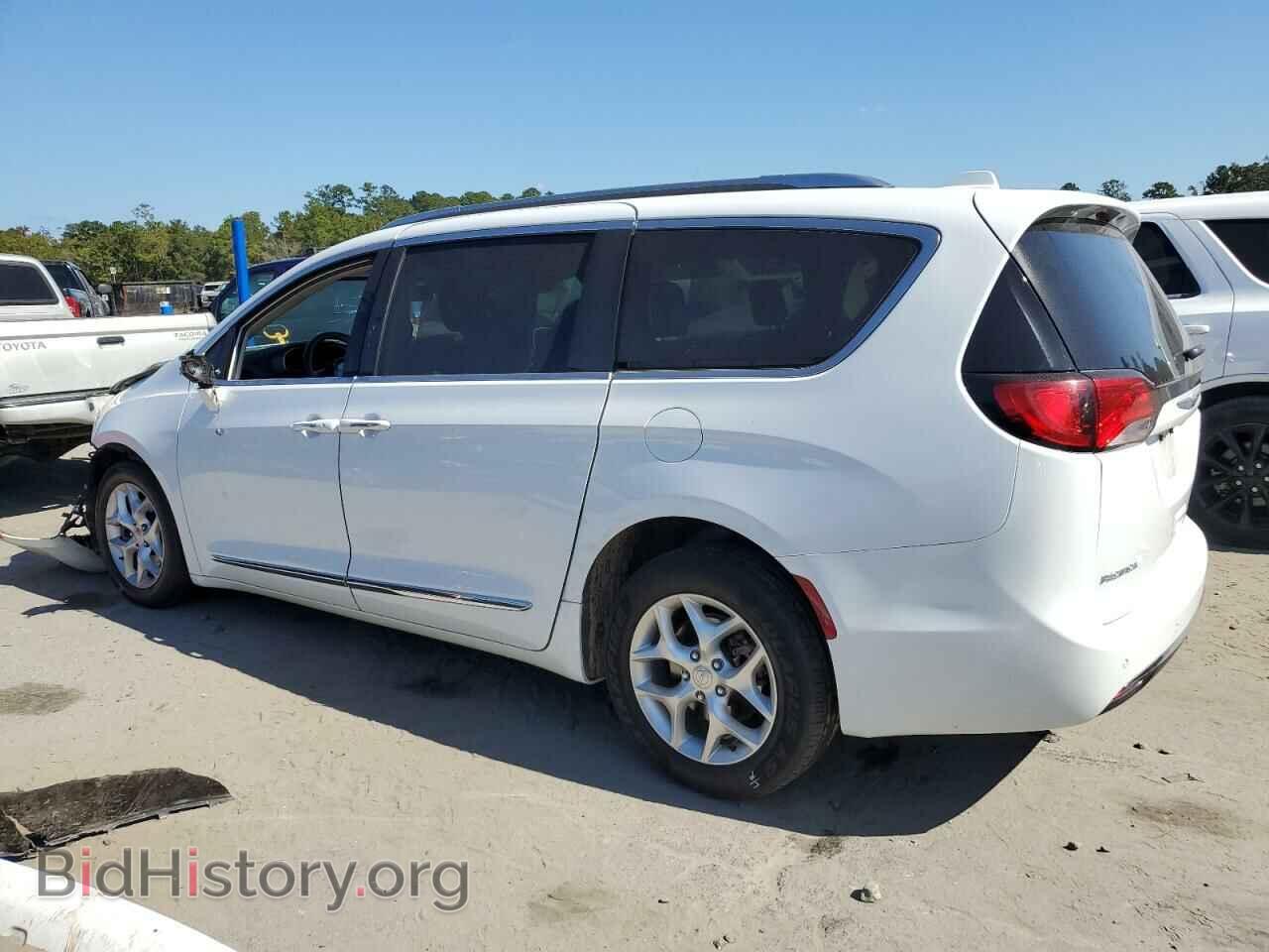 2020 CHRYSLER PACIFICA - VIN: 2C4RC1GG1LR283610 - Photo 2