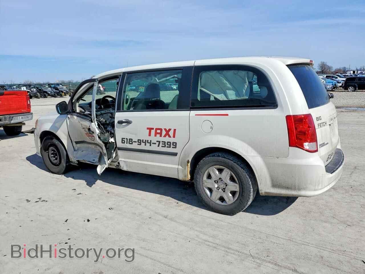 2013 DODGE CARAVAN - VIN: 2C4RDGBG9DR586465 - Фото 2