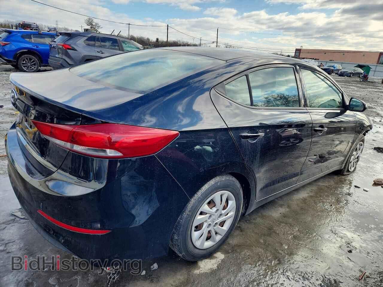 2018 HYUNDAI ELANTRA - VIN: 5NPD74LF0JH257281 - Фото 3