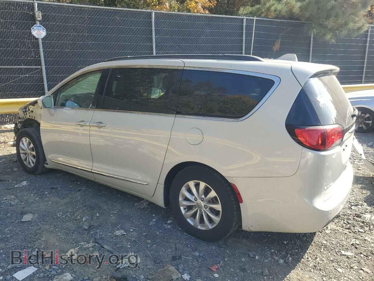 2017 CHRYSLER PACIFICA - VIN: 2C4RC1BGXHR704092 - Фото 2