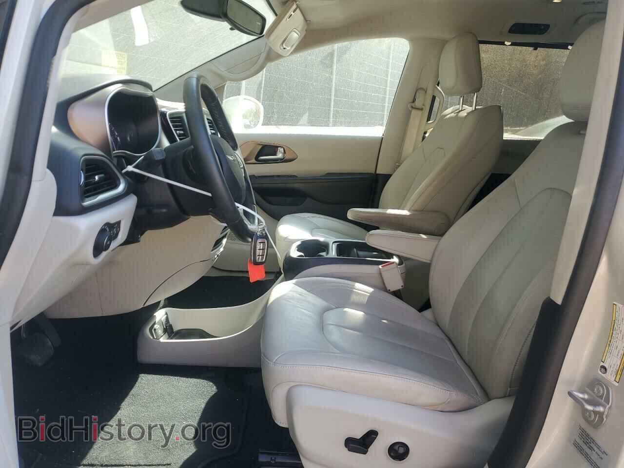 2017 CHRYSLER PACIFICA - VIN: 2C4RC1BGXHR704092 - Фото 7