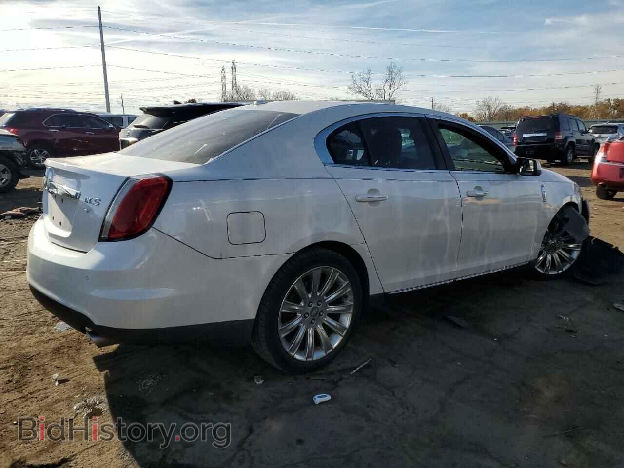 2011 LINCOLN MKS - VIN: 1LNHL9DR5BG608089 - Фото 3