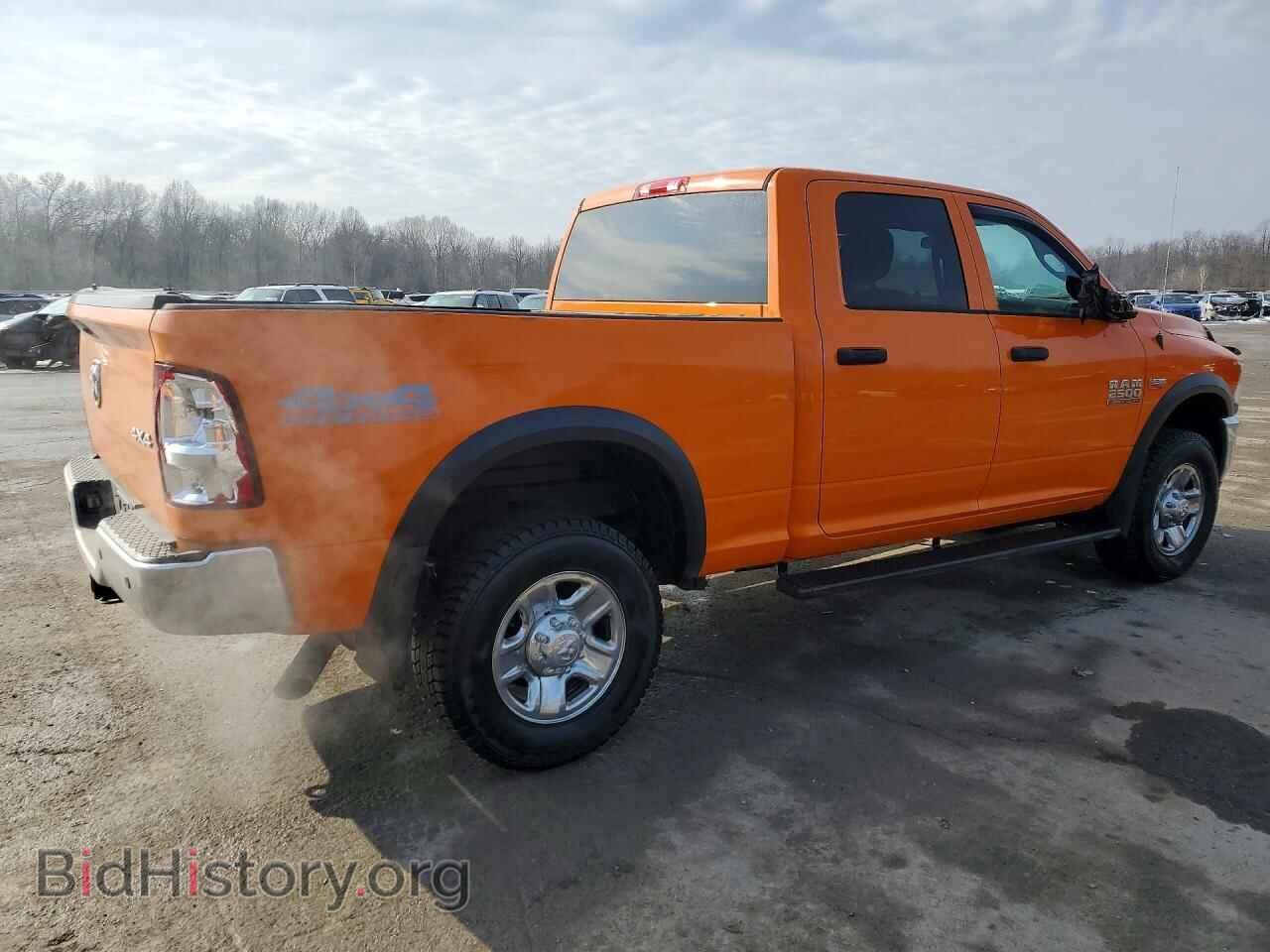2017 RAM All Models - VIN: 3C6UR5CJ6HG702606 - Photo 3