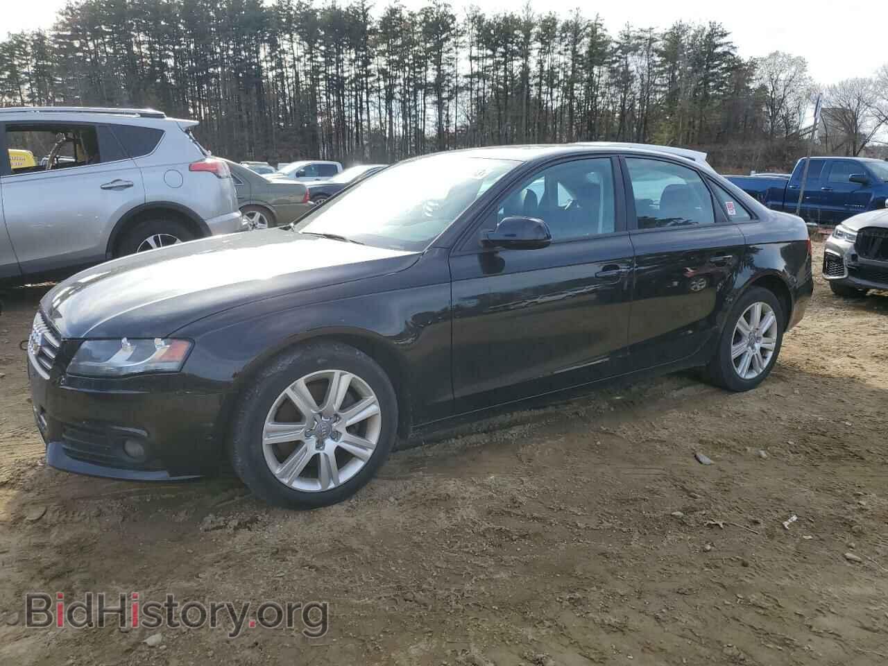 Фотография WAUDFAFL5BN031321 - AUDI A4 2011