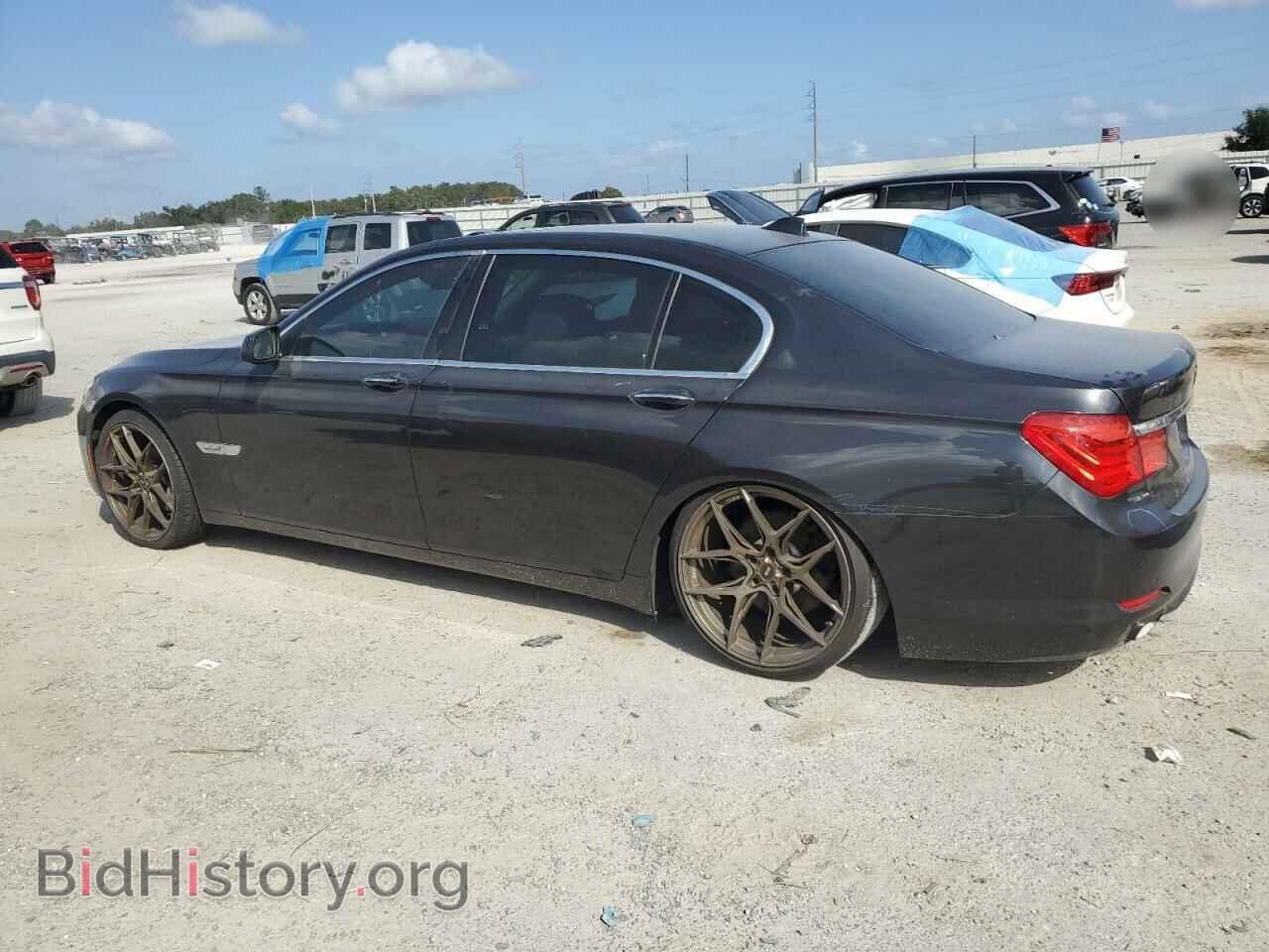 2012 BMW 7 SERIES - VIN: WBAKB4C57CC576430 - Фото 2