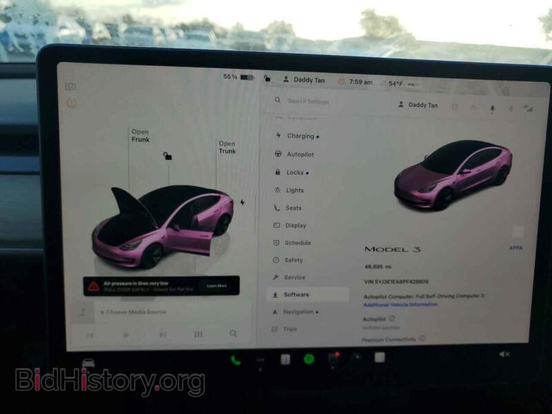 2023 Tesla MODEL 3 (VIN 5YJ3E1EA8PF428609) — фото 9 из 12