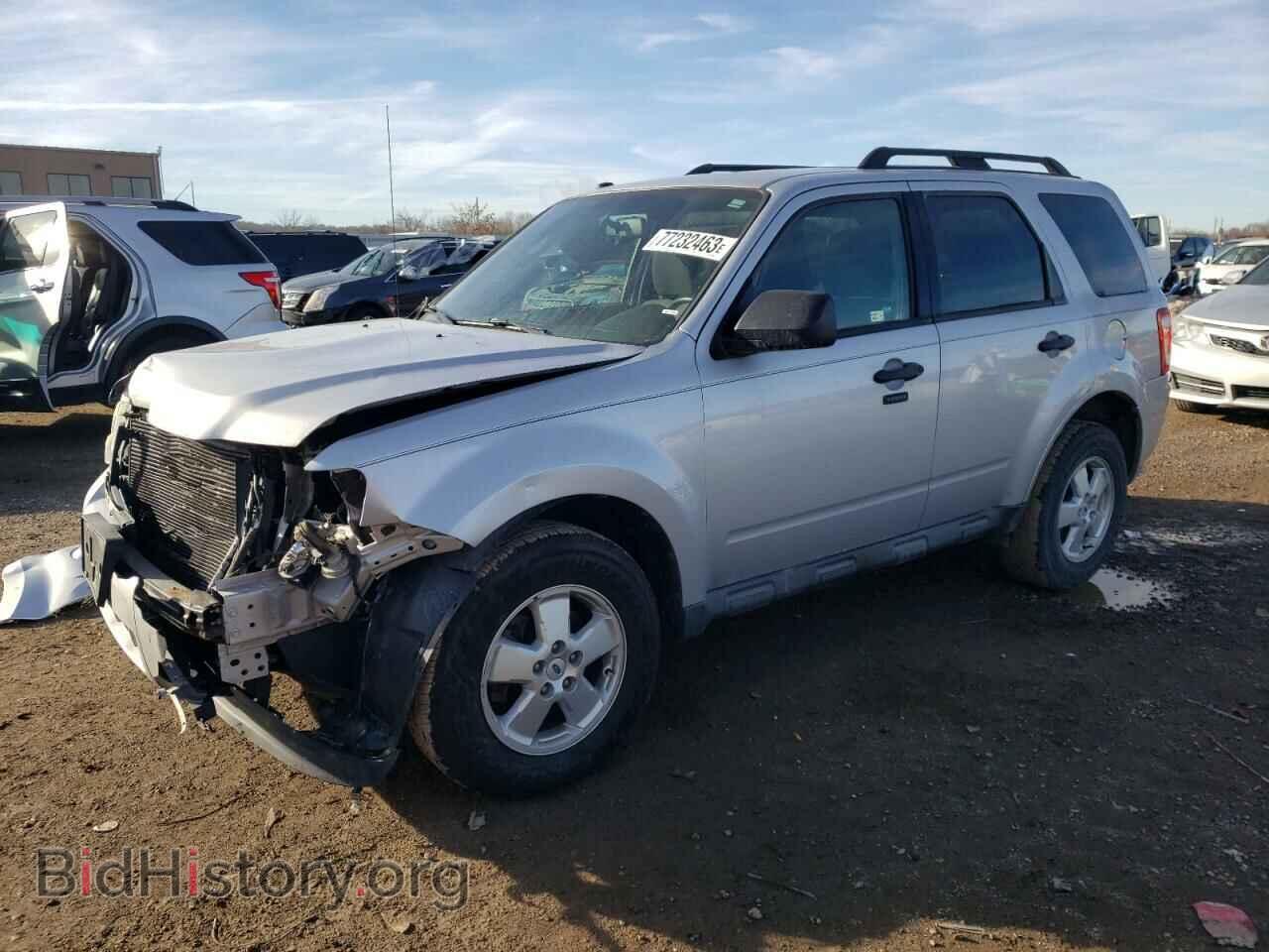 Фотография 1FMCU0DG1BKB96087 - FORD ESCAPE 2011