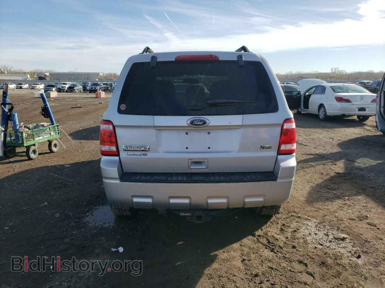 2011 FORD ESCAPE - VIN: 1FMCU0DG1BKB96087 - Photo 6