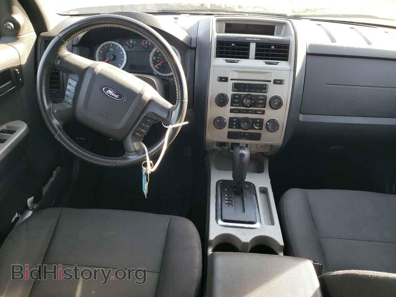2011 FORD ESCAPE - VIN: 1FMCU0DG1BKB96087 - Photo 8