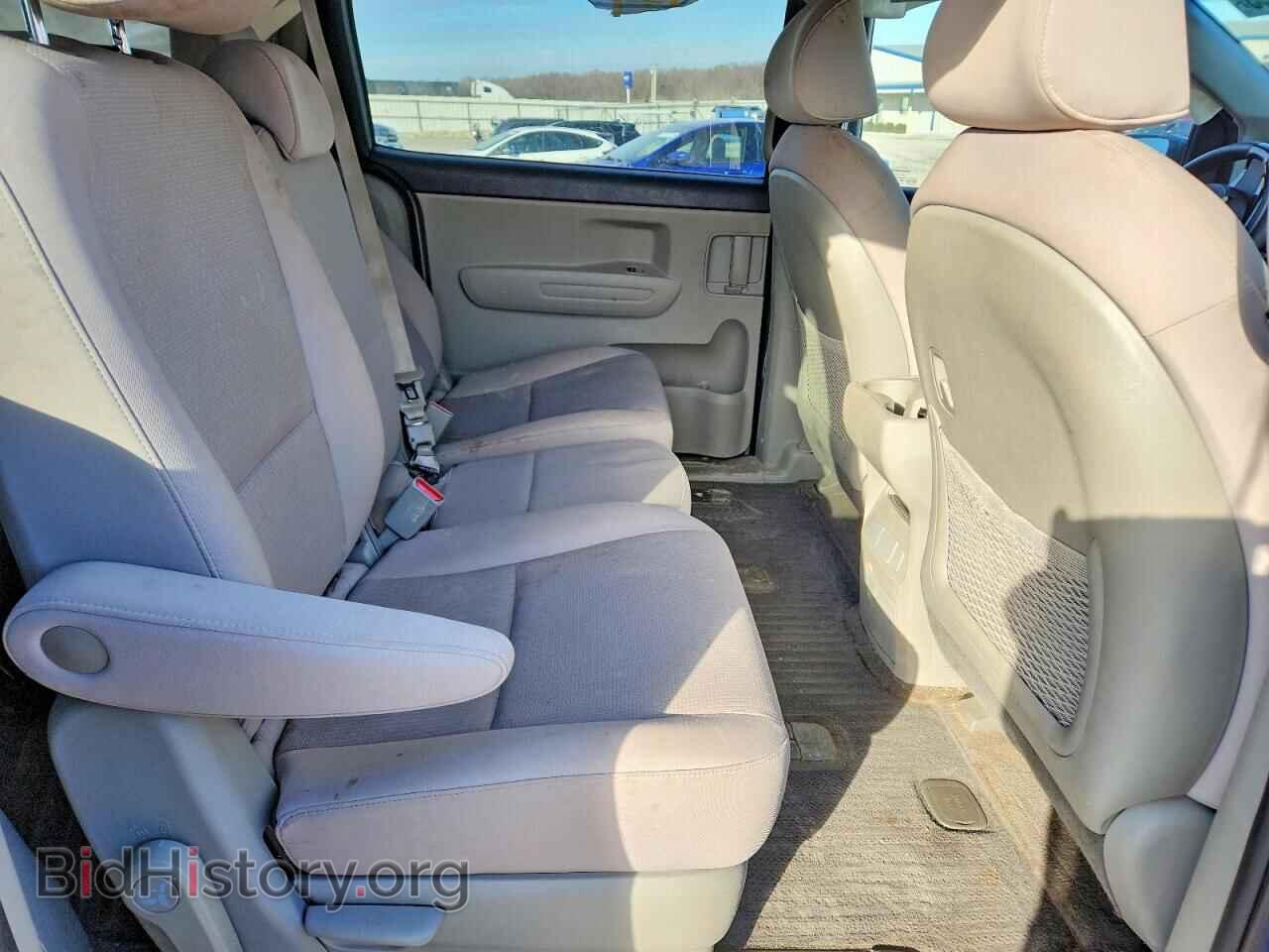 2016 KIA All Models - VIN: KNDMB5C17G6143273 - Фото 11