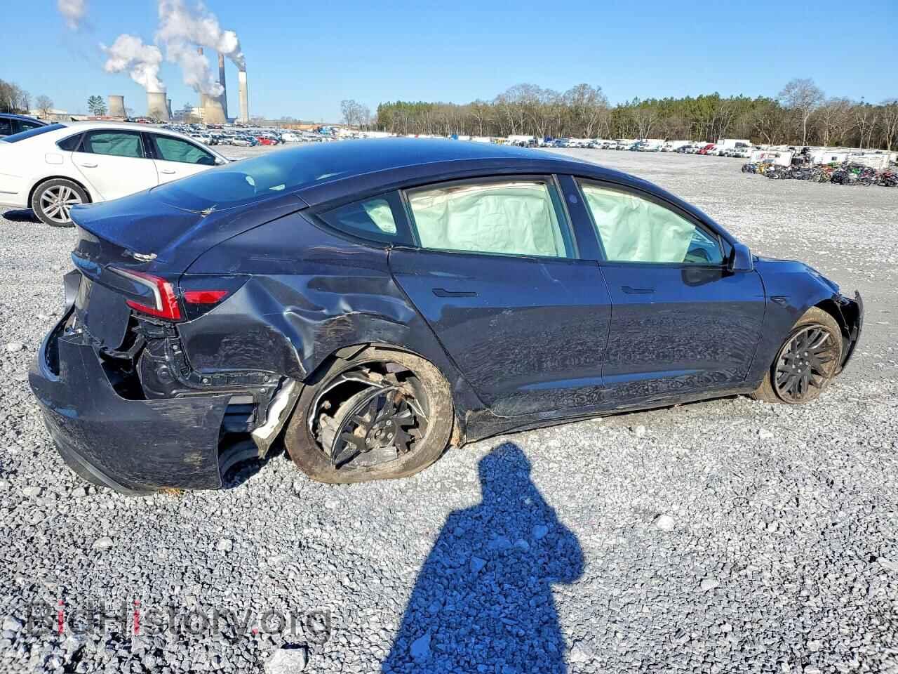 2025 TESLA MODEL 3 - VIN: 5YJ3E1EA2SF916236 - Photo 3