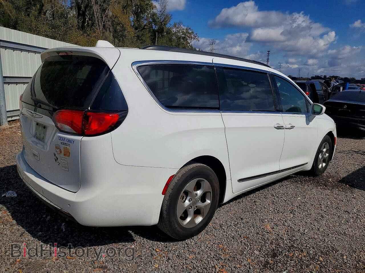 2017 CHRYSLER PACIFICA - VIN: 2C4RC1BG2HR538943 - Фото 3