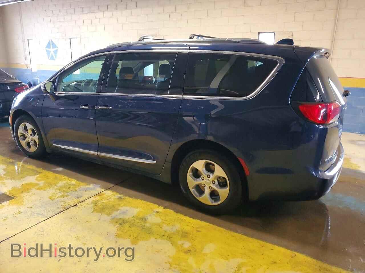 2018 CHRYSLER PACIFICA - VIN: 2C4RC1N7XJR183733 - Фото 2