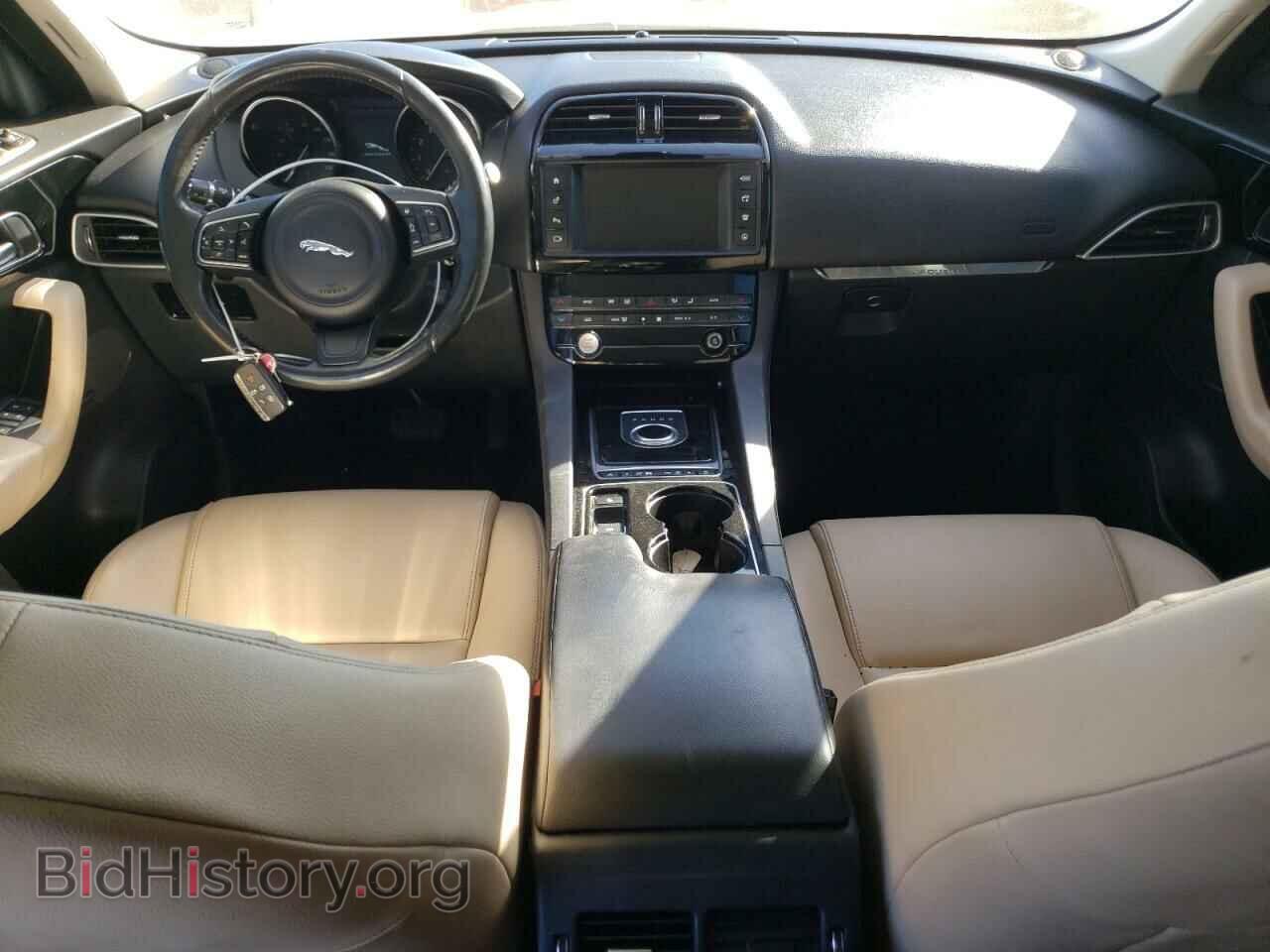2017 JAGUAR F-PACE - VIN: SADCJ2BV1HA047546 - Фото 8