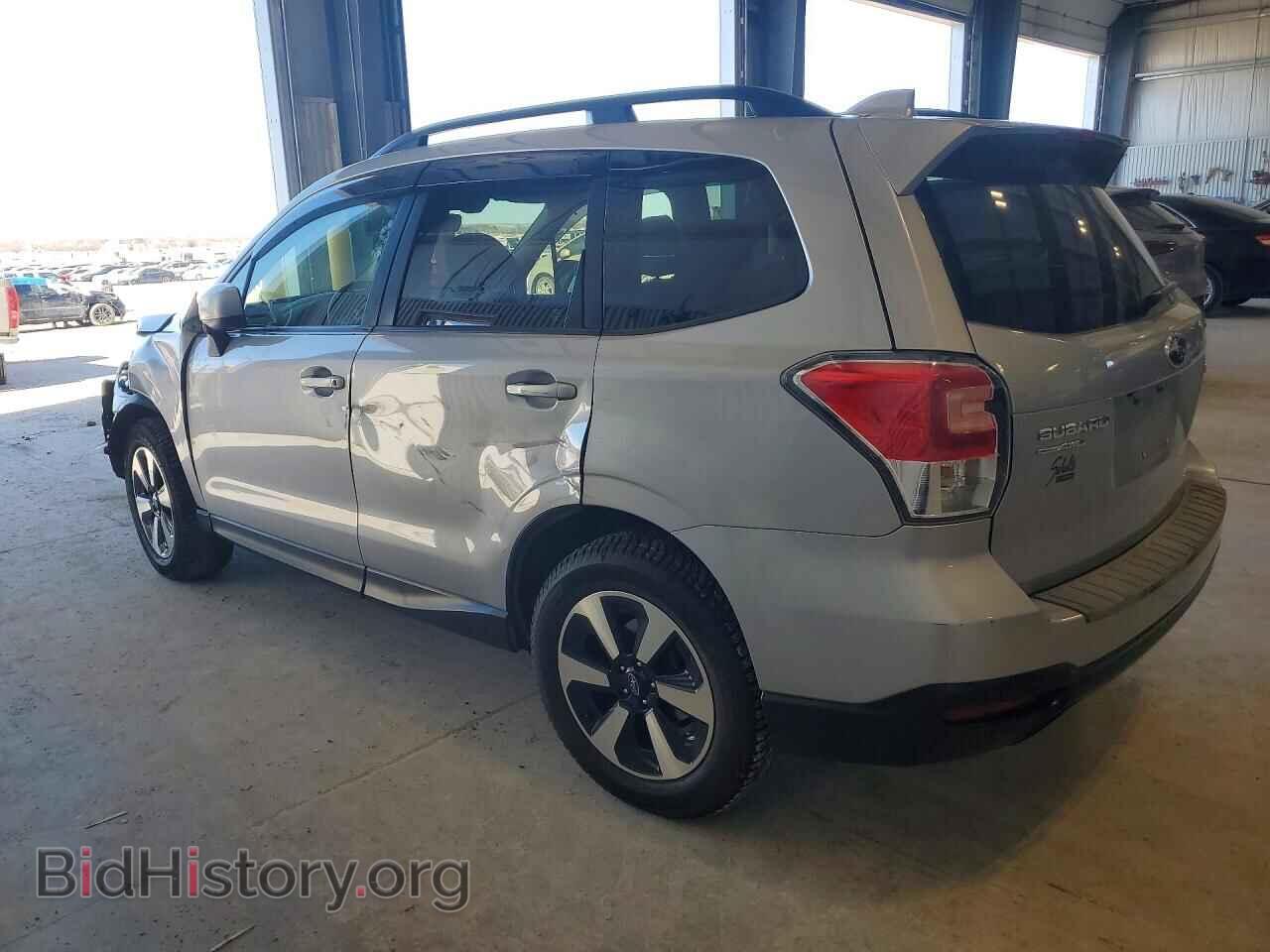 2017 SUBARU FORESTER - VIN: JF2SJAGC5HH558761 - Фото 2