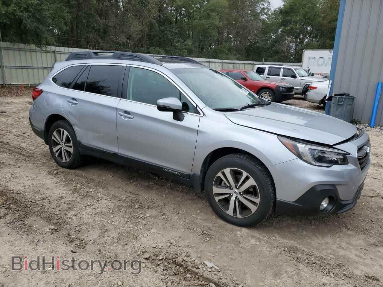 2018 SUBARU OUTBACK - VIN: 4S4BSANC6J3230763 - Фото 4