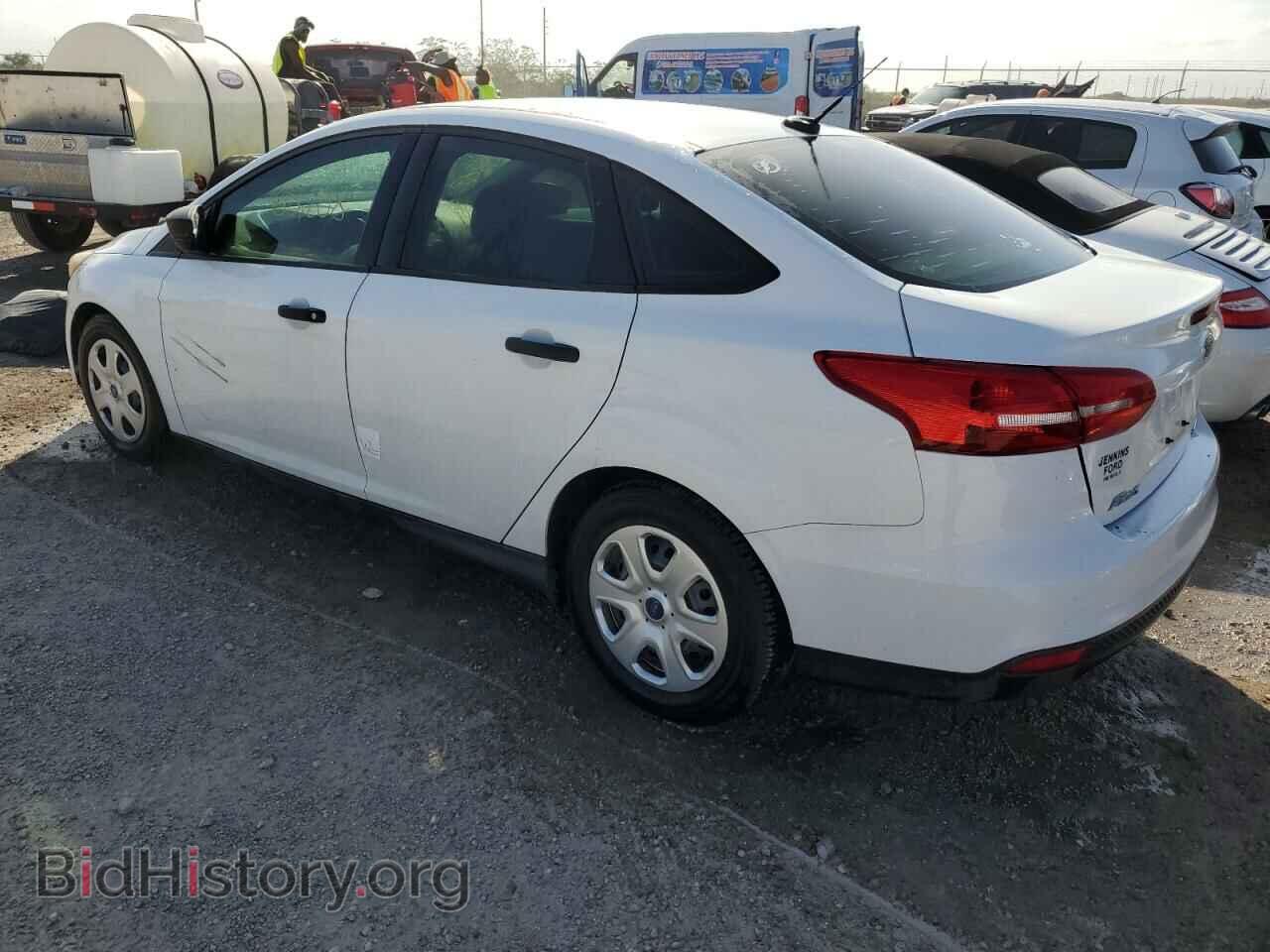 2015 FORD FOCUS - VIN: 1FADP3E25FL366137 - Photo 2