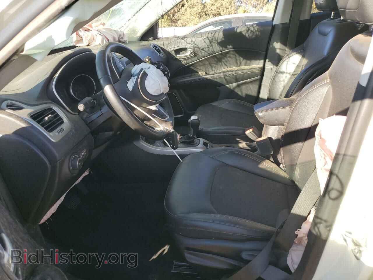 2019 JEEP COMPASS - VIN: 3C4NJDBB6KT648389 - Фото 7