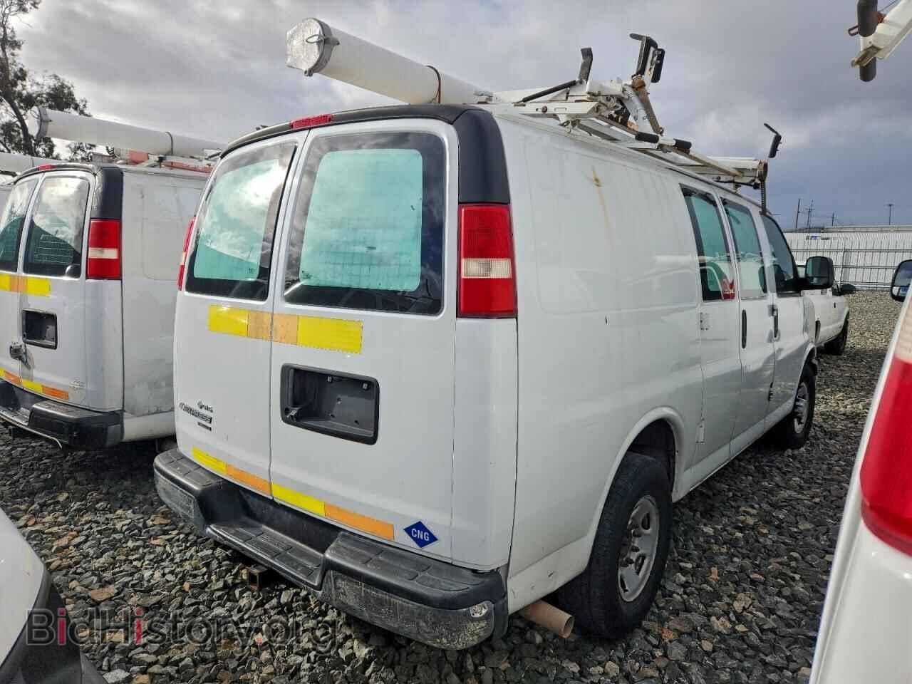 2014 CHEVROLET EXPRESS - VIN: 1GCWGFCB4E1122884 - Photo 3