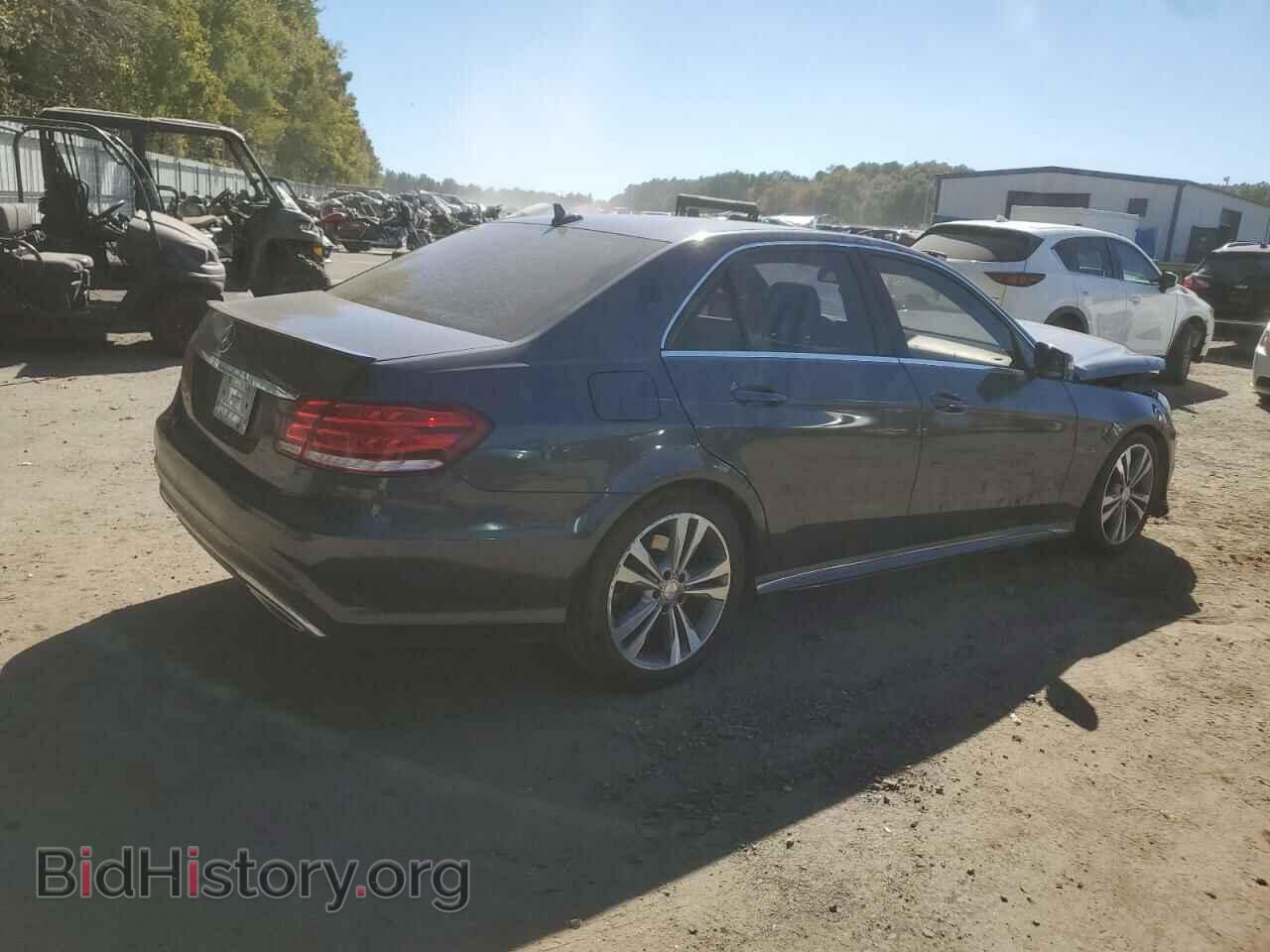 2015 MERCEDES-BENZ E-CLASS - VIN: WDDHF5KB1FB133933 - Фото 3