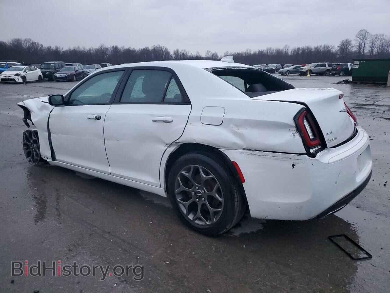 2017 CHRYSLER 300 - VIN: 2C3CCAGG6HH534970 - Фото 2