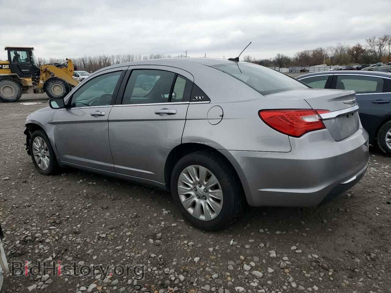 2013 CHRYSLER 200 - VIN: 1C3CCBAB2DN686653 - Фото 2