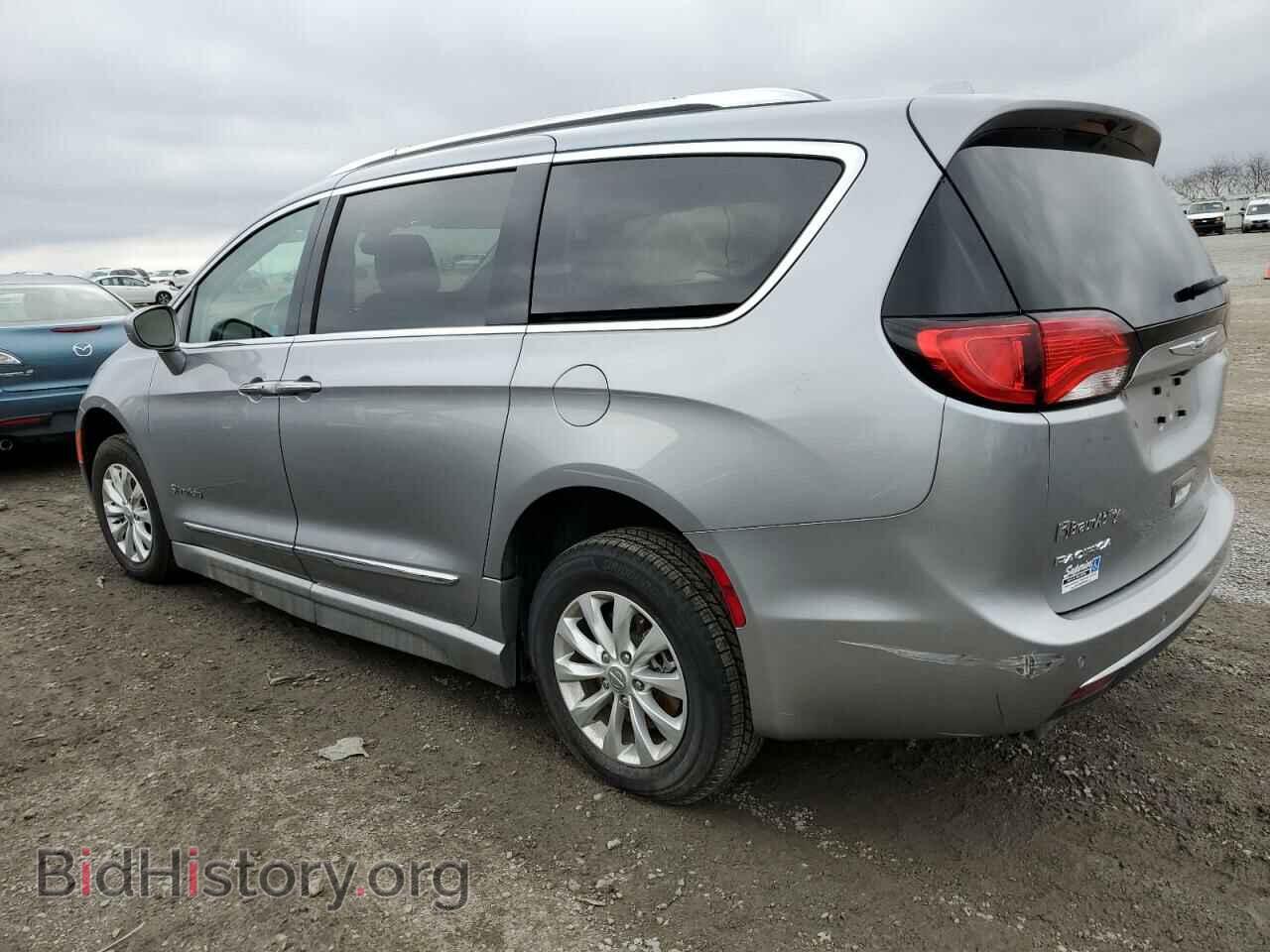 2019 CHRYSLER PACIFICA - VIN: 2C4RC1BG1KR583301 - Фото 2