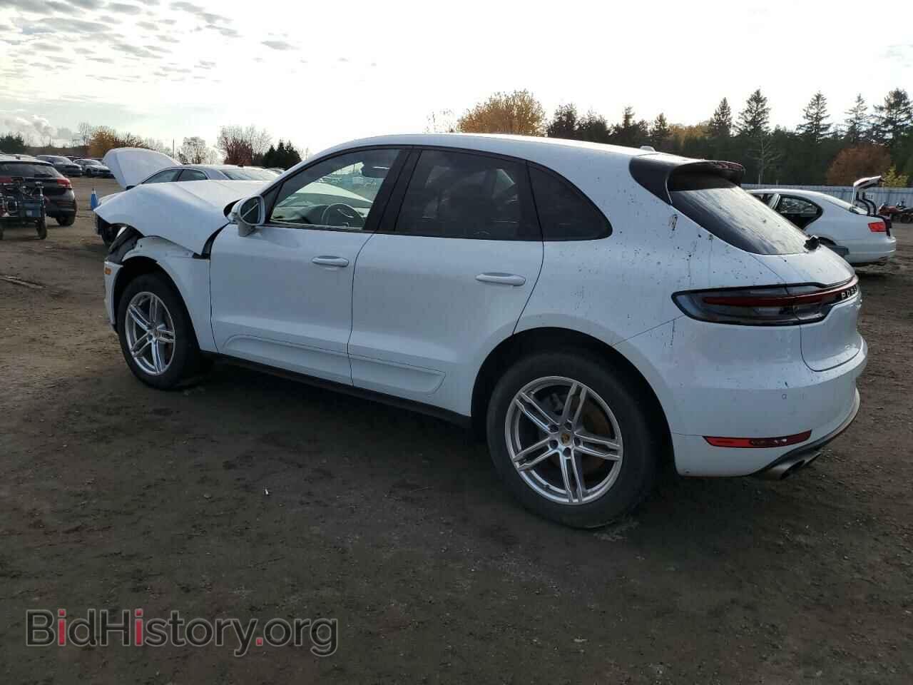 2020 PORSCHE MACAN - VIN: WP1AB2A55LLB36856 - Фото 2