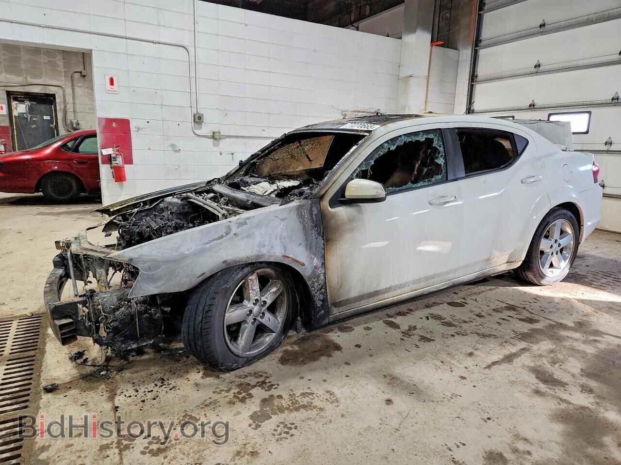 Photo 1B3BD2FB2BN549045 - DODGE AVENGER 2011