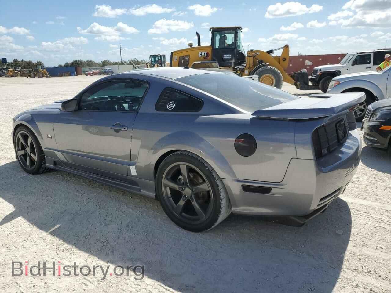 2006 FORD MUSTANG - VIN: 1ZVFT82H365201323 - Фото 2