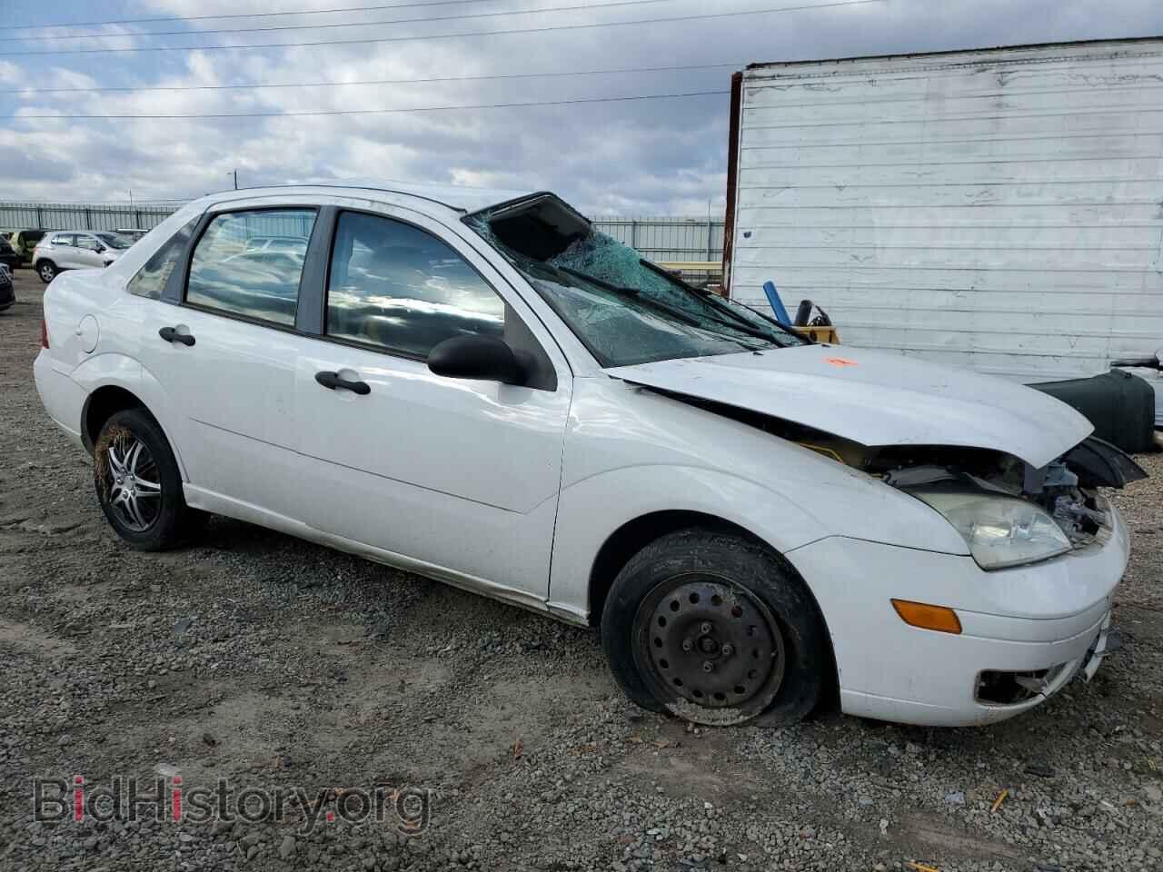 2007 FORD FOCUS - VIN: 1FAHP34N77W211196 - Фото 4