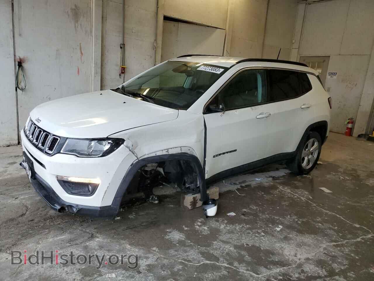 Фотография 3C4NJDBB7HT665517 - JEEP COMPASS 2017