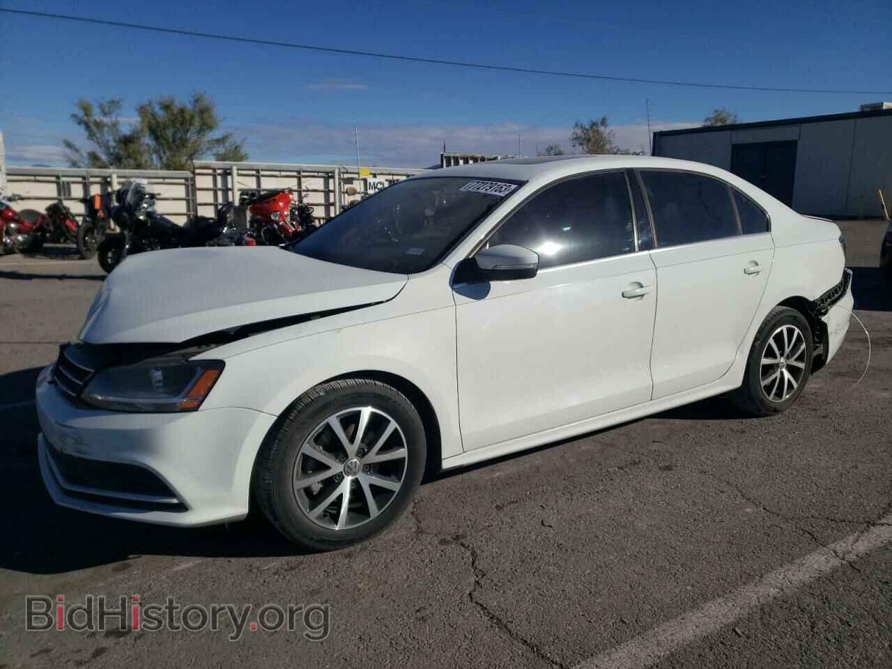 Фотография 3VWDB7AJ3HM209234 - VOLKSWAGEN JETTA 2017