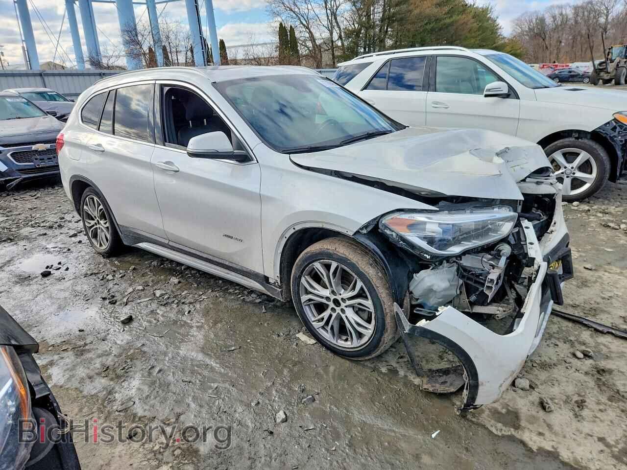 2017 BMW X1 - VIN: WBXHT3C33H5F83797 - Фото 4