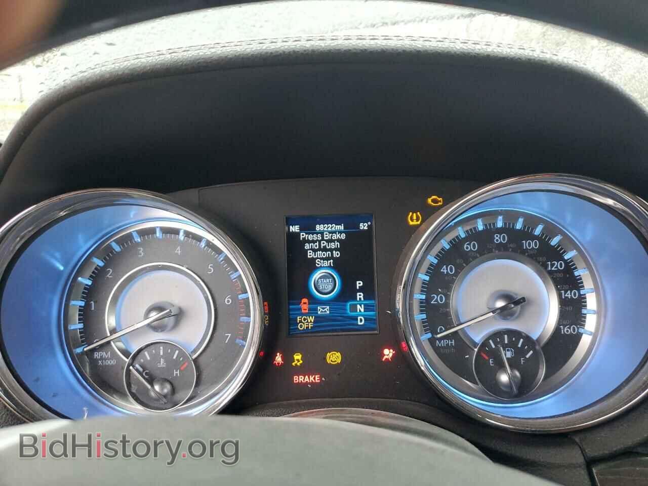 2014 CHRYSLER 300 - VIN: 2C3CCAETXEH105696 - Фото 9