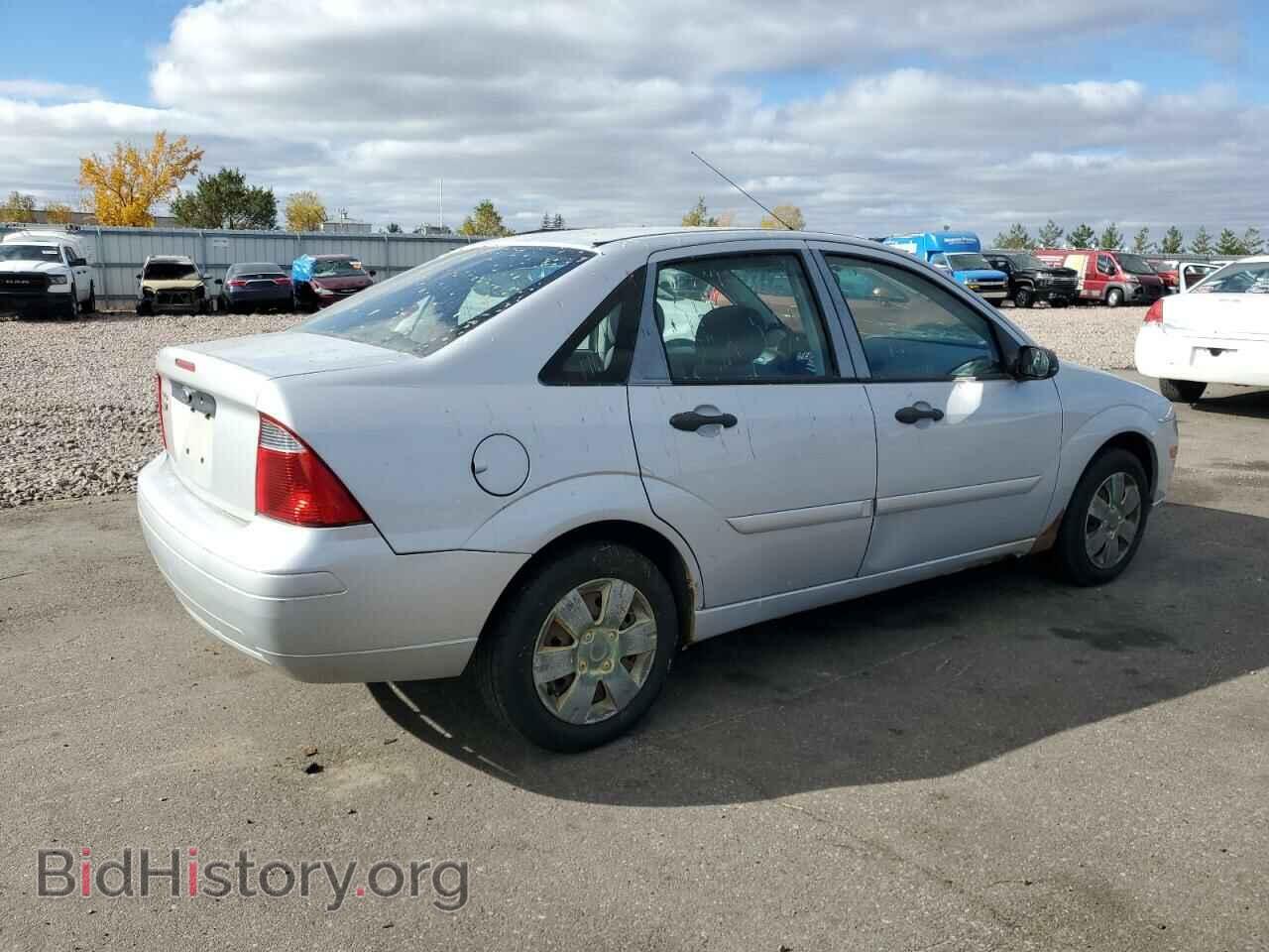 2007 FORD FOCUS - VIN: 1FAFP34N97W249987 - Фото 3