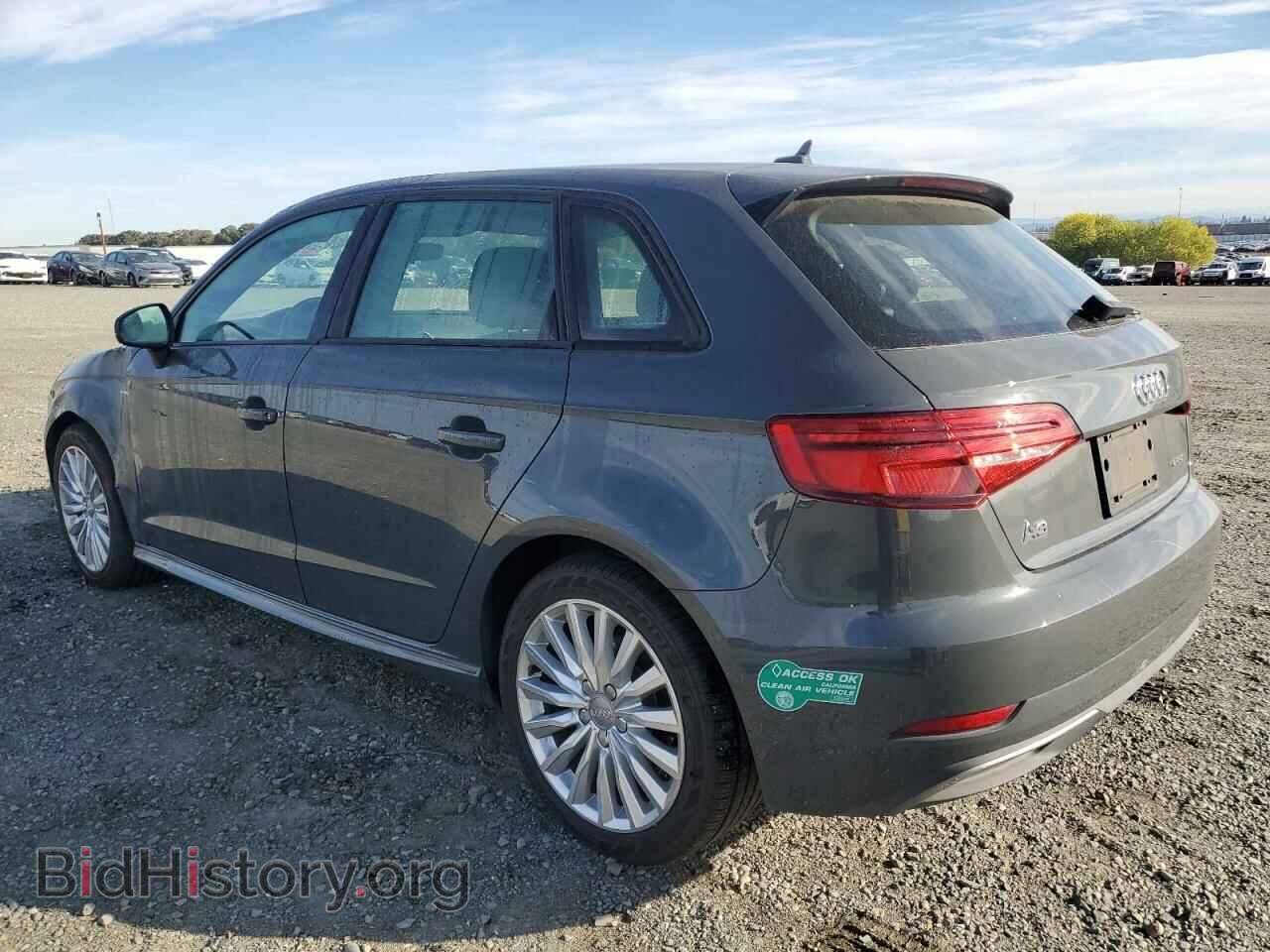 2017 AUDI A3 - VIN: WAUUPBFF8HA043251 - Фото 2